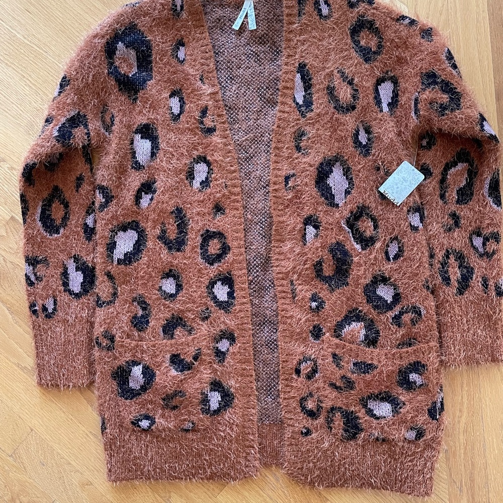 Cheetah Print, Faux Fur Cardigan with Pockets NWT